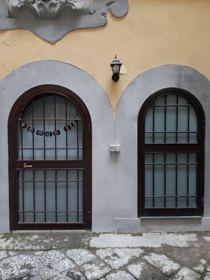 Domus 19 Hotel Napoli Eksteriør billede